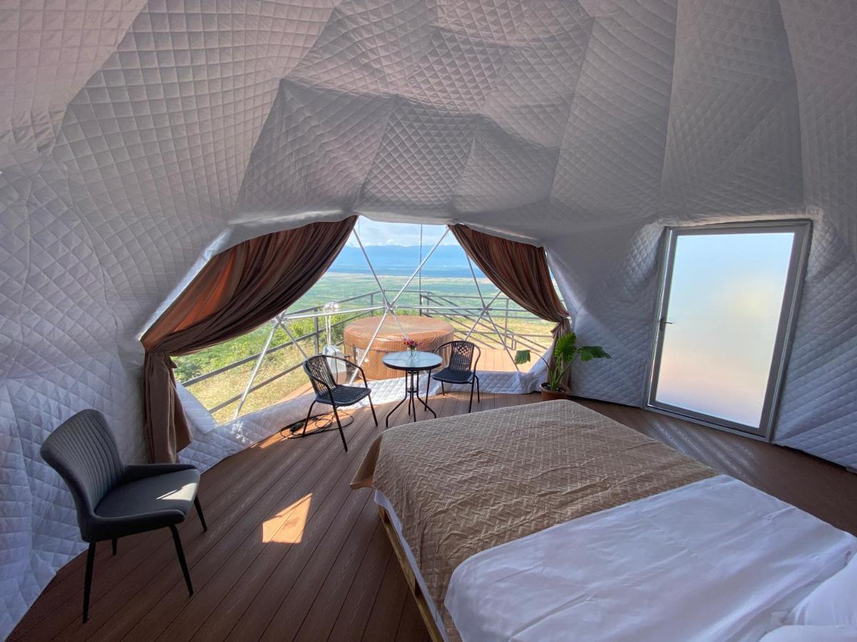 Hotel Signagi Glamping Exterior foto